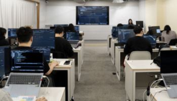 AI학원 가는 직장인들…살아나는 오프라인 교육시장