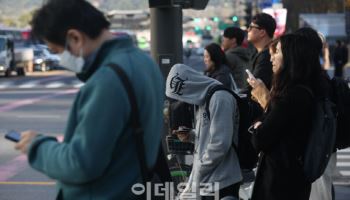 '꽃샘추위'에 한파특보까지…강원·충남·전북 기온 '급강하'