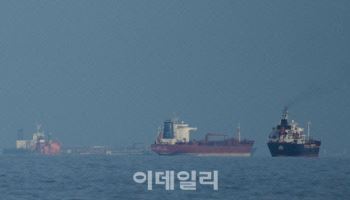 "100만배럴급 한국행 유조선 호르무즈 해협 통과"