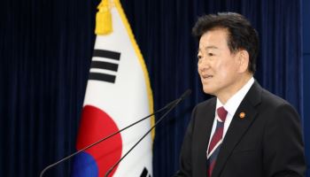 '정동영 北핵시설 발언' 후폭풍…野 "법적조치 검토" 與 "망상 빠졌나"