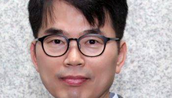 "원자 한층도 자석 된다"···韓, 70년 물리학계 난제 깼다