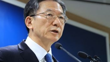 법무부, 저출생·고령화 시대 외국인 정책 새 판 짠다