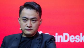 “불법적으로 토큰 갈취”…’코인 재벌’ 저스틴 선, 트럼프 일가 코인 제소