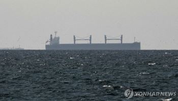이란 강경매체 "호르무즈, 인터넷 동맥" 언급에…긴장 고조