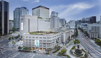 “반도체 호황에 명품 소비 증가…백화점 실적도 훈풍”