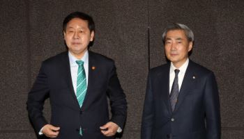구윤철·신현송, 첫 회동…“금융·외환시장 안정 위해 협력”