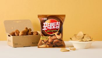 농심 `포테토칩 교촌간장치킨맛` 한달새 200만봉 팔렸다