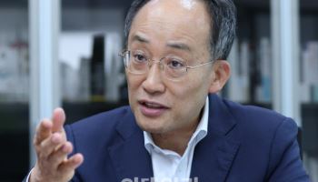 '김부겸 맞대결' 野대구시장 후보 추경호 "정신 단디 차리겠다"(종합)