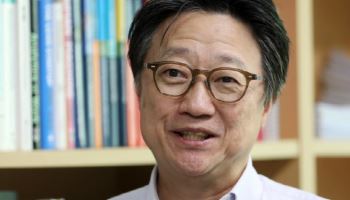   “인간 행동을 디지털로 복제해 사회를 예측한다”