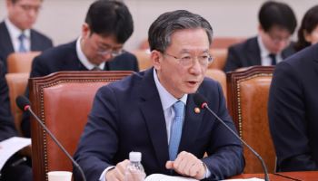 정성호 장관 "검찰, 尹 정부 정적 제거에 적극 부역…바로 잡아야"