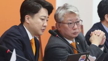 조응천, 경기지사 판 흔들 ‘메기’ 될까…보수 연대 가능성은 ‘글쎄’