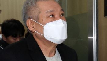 [속보]특검, '통일교 청탁' 건진법사 전성배 총 징역 8년 구형