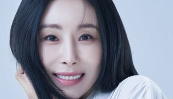 '46세' 한다감, 결혼 6년 만에 임신 "연예계 최고령 산모"