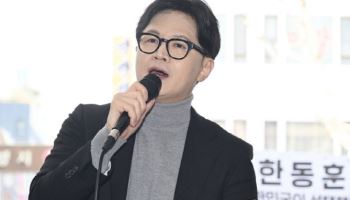 한동훈, 하정우에 “李대통령이 출마 지시했나…불법 선거개입”