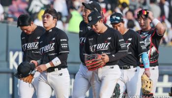 '김현수 시리즈' KT·LG, 수원 3연전 빅매치...선두 싸음 판 흔든다