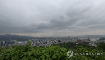 일교차 큰 날씨 '감기 조심'…전국 흐림