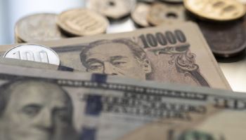 '롤러코스터' 환율에 일평균 외환거래 사상 첫 1000억달러 돌파