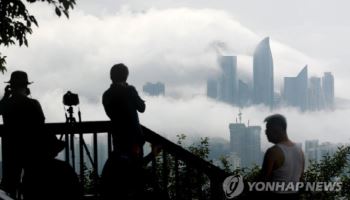 '낮 23도' 평년 수준…일교차 크고 대기 건조