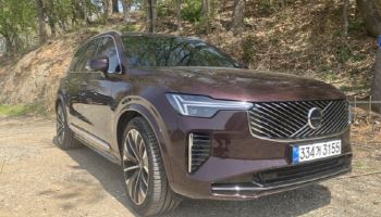 국산차보다 더 편안한 인포테인먼트 볼보 'XC90'