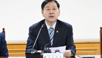 구윤철 “세계경제, 태풍 잠시 소강…‘70% 유가연동보조금’, 6월말까지 연장”