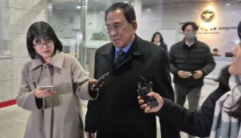 경찰, '김경 금품 수수 의혹' 양준욱 前서울시의장 송치