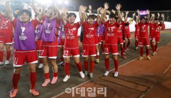 한국에 ‘내고향여자축구단’ 보내는 北 김정은 속내는(종합)