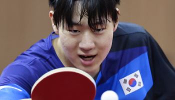 남자 탁구대표팀, 잉글랜드 누르고 조 2위…중국과 8강서 격돌 전망