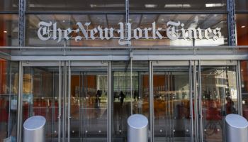 트럼프 행정부 평등고용위, NYT 제소…"백인 남성 차별"