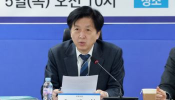 與 K자본시장 특위 "코스피 1년 만에 3배↑…제도개선 이어갈 것"