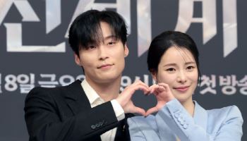 '멋진 신세계' 임지연 "'대선배 이정재·연하 허남준, 다른 결로 의지 돼"