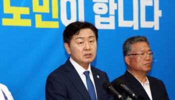 민주당 공천 내홍 폭발…김관영 전북지사 무소속 출마