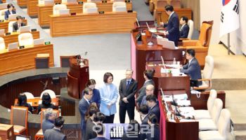 해바라기센터, 신고의무 부여…성평등부 법률안 5건 국회 통과