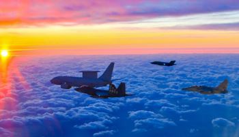 KF-21 전투용 적합 판정…대한민국 '독자 전투기' 시대 개막