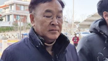 '민원인과 성비위' 김진하 양양군수 징역 2년 확정…직 상실