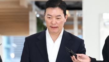 경찰, '해군 선상 파티' 김용현·김성훈 송치…김건희 불송치