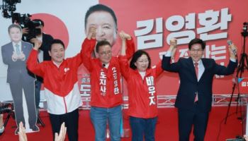 충북 찾은 장동혁 “범죄자들이 선거 치르겠다고 해…지선 승리해야”