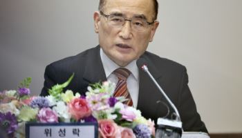 위성락 "나무호 피격, 드론이라고 단정할 근거 없어"