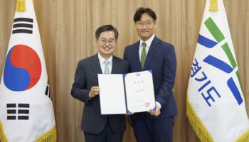 '늑장추경' 경기도의회 국민의힘, 경기도 '내정간섭'에 역풍