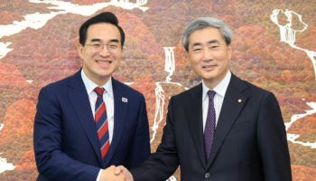박홍근·신현송 첫 회동…“AI대전환·양극화 등 협업해 답 찾자”