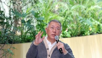 정의선 "노사관계, 지혜롭게 풀면 세계적으로 앞서는 기회될것"(종합)