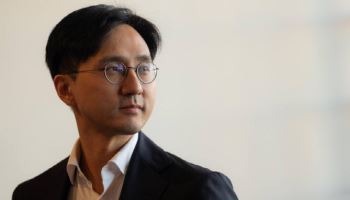 "비트코인 몸값 수년간 완전히 재평가…영업현금흐름으로 장기 보유 확대"