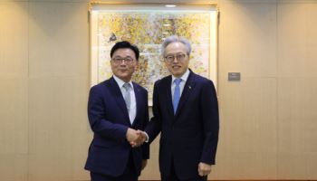 최진식 중견련 회장 "국민성장펀드로 생산적금융 전환 이끌어야"