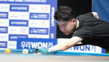 '최연소 월드챔프' 김영원, 개막전 첫판서 진땀승…승부치기 끝 64강행