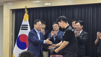 최승호 "삼성 사측, 1년간 적자사업부 배분방식 유예"