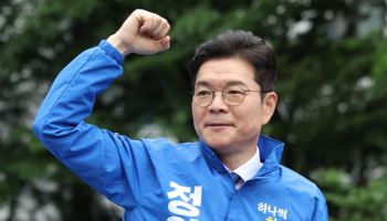 "원오야 시장 가자"·"오세훈 아웃"…성동서 활짝 웃은 정원오
