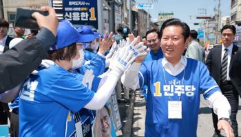 정청래 "5·18조롱 처벌법 지선 후 즉시 처리…정용진 석고대죄하라"