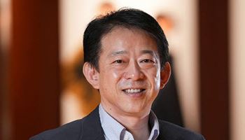 유니클로 한·일 공동대표 명동점 방문…'제2 전성기' 정조준[only이데일리]