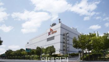 두산, SK실트론 인수 눈앞…'반도체 밸류체인' 완성 속도전