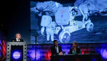 NASA, 달 기지 건설 시동…블루 오리진·파이어플라이와 계약