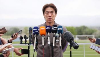 '정몽규 사의' 소식 접한 홍명보 "갑작스러워 당황했다"